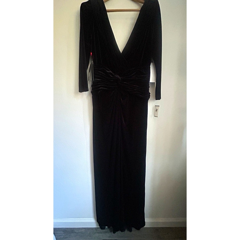 Tadashi Collection Black Velvet Ruched V-Neck Long Sleeve Gown XL